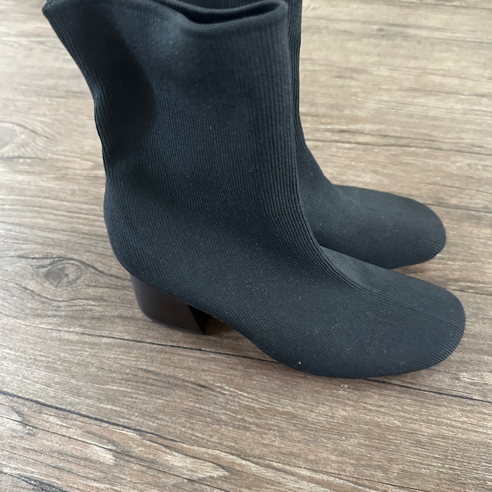 Celine Iconic Ankle Sock Boots (ca 2016) - new, soft ballerina knit - Picture 13 of 15
